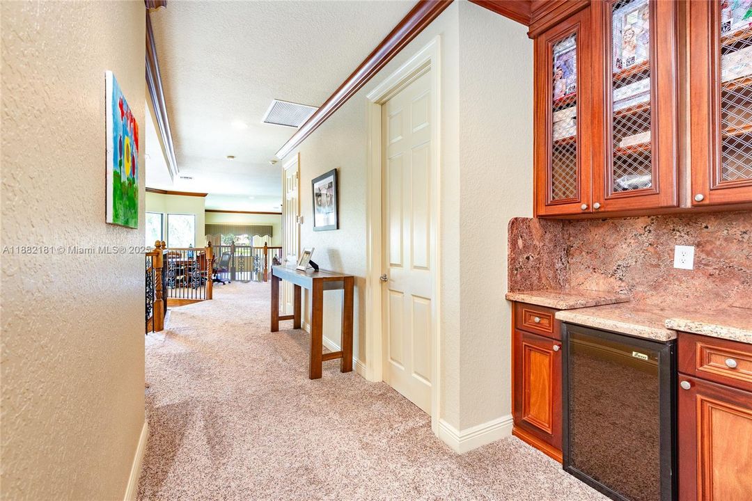 For Sale: $2,990,000 (6 beds, 5 baths, 5383 Square Feet)