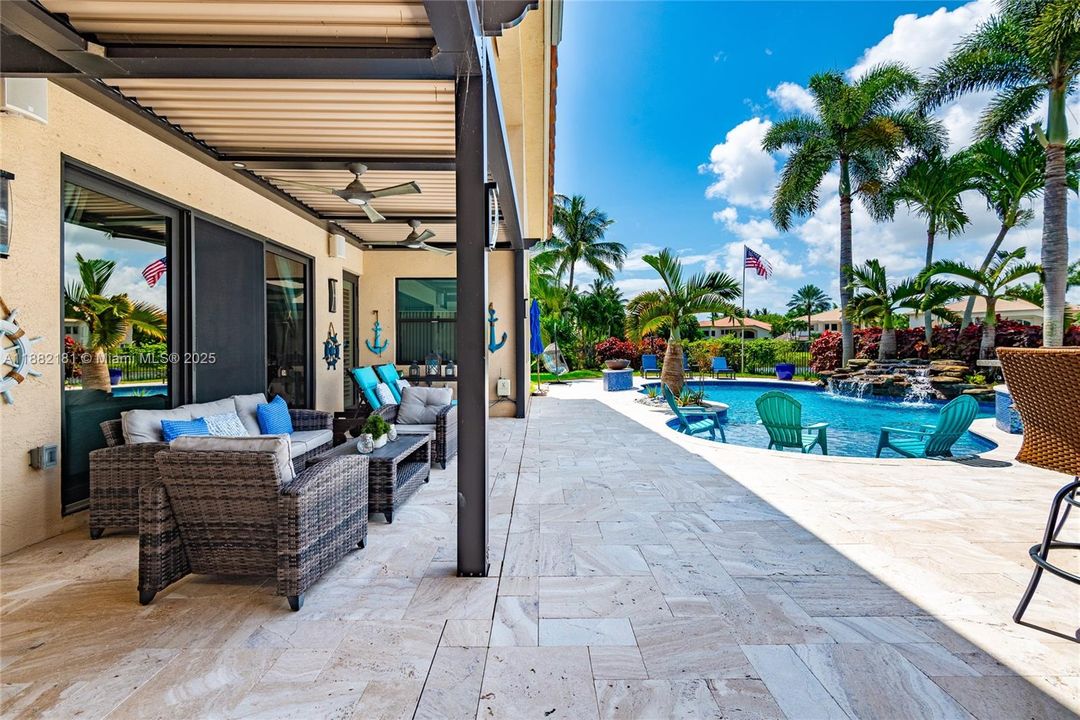 For Sale: $2,990,000 (6 beds, 5 baths, 5383 Square Feet)