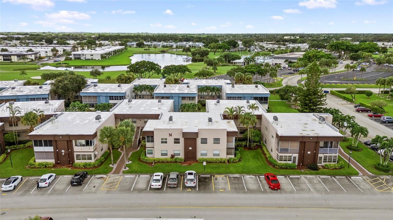 Recently Sold: $90,000 (2 beds, 2 baths, 907 Square Feet)