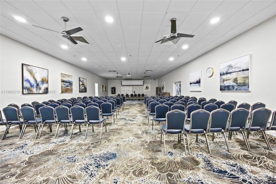 Recently Sold: $90,000 (2 beds, 2 baths, 907 Square Feet)