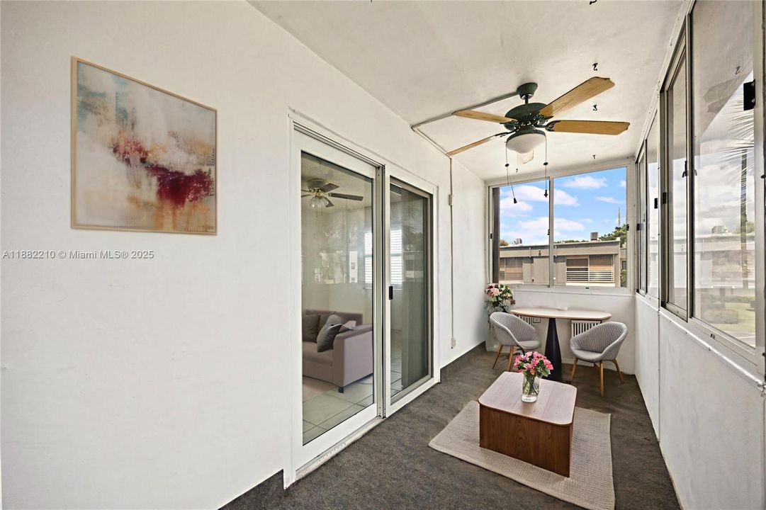 Recently Sold: $90,000 (2 beds, 2 baths, 907 Square Feet)