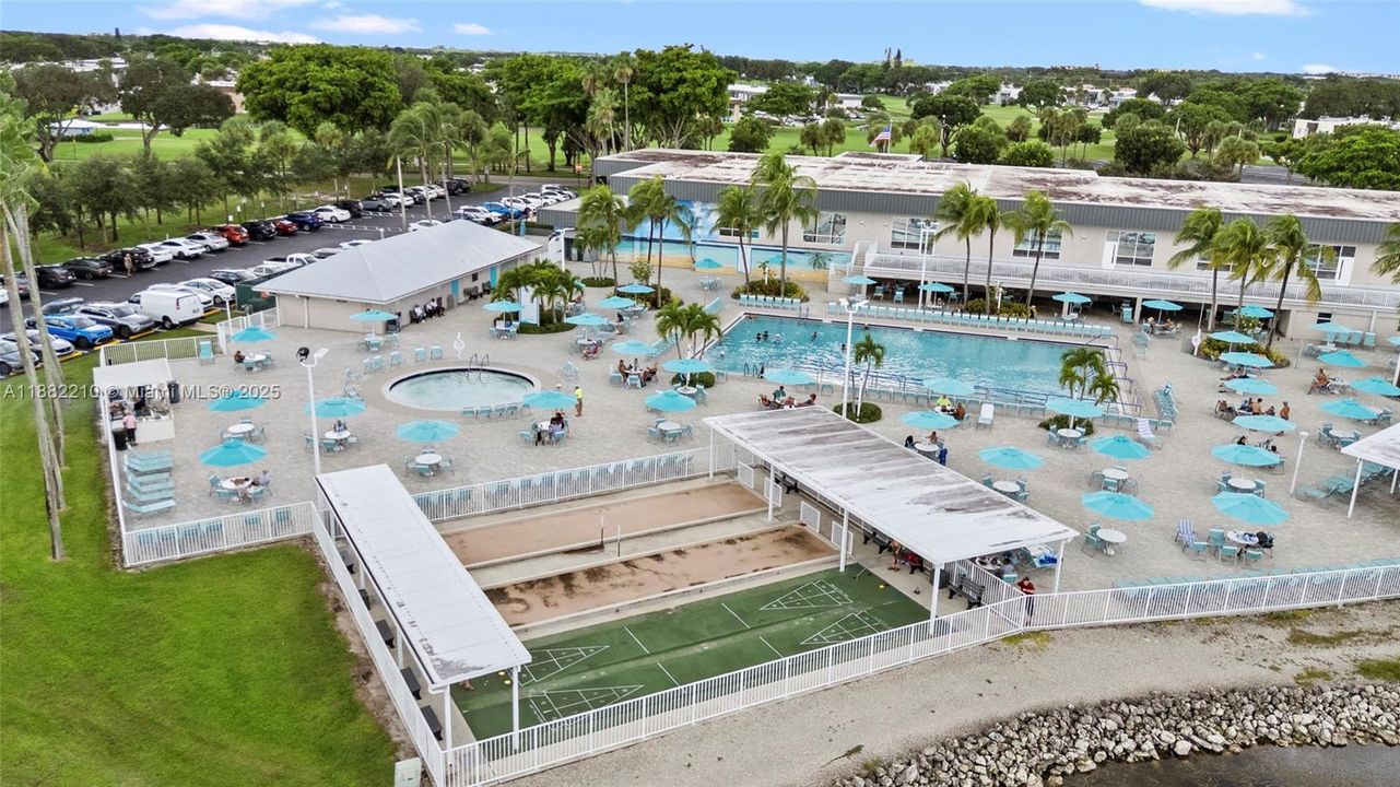 Recently Sold: $90,000 (2 beds, 2 baths, 907 Square Feet)