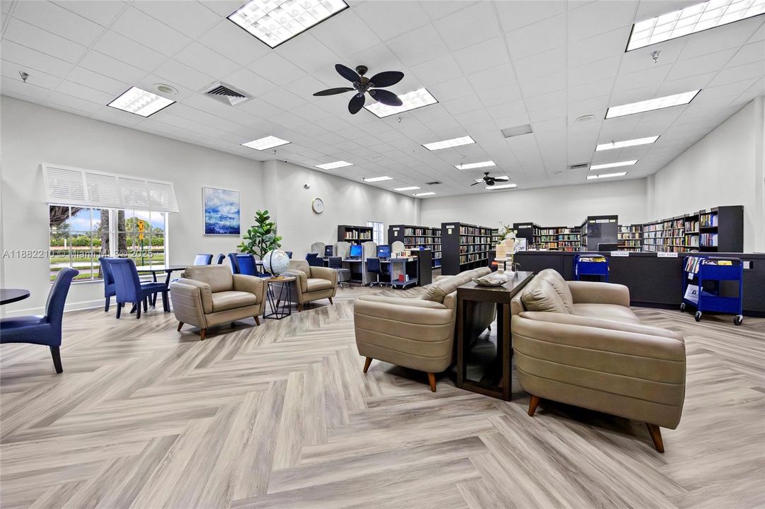 Recently Sold: $90,000 (2 beds, 2 baths, 907 Square Feet)