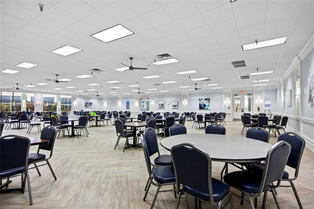 Recently Sold: $90,000 (2 beds, 2 baths, 907 Square Feet)