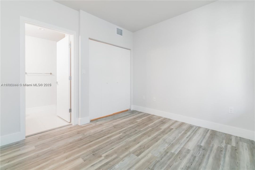 For Sale: $659,500 (3 beds, 3 baths, 1907 Square Feet)