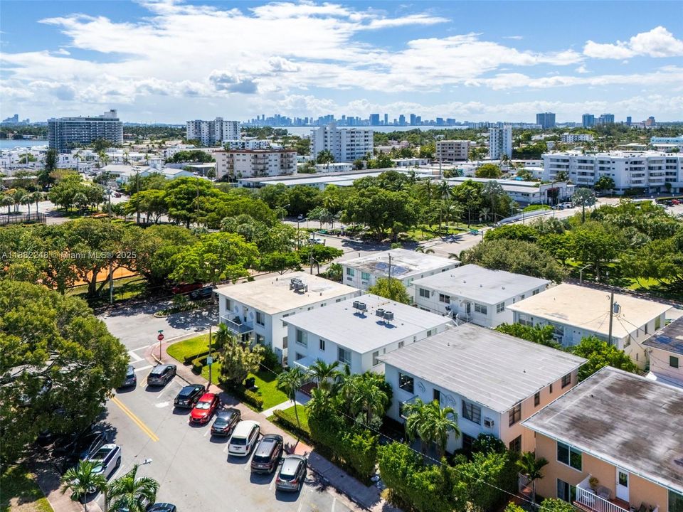 待售: $1,630,000 (0 贝兹, 0 浴室, 3707 平方英尺)