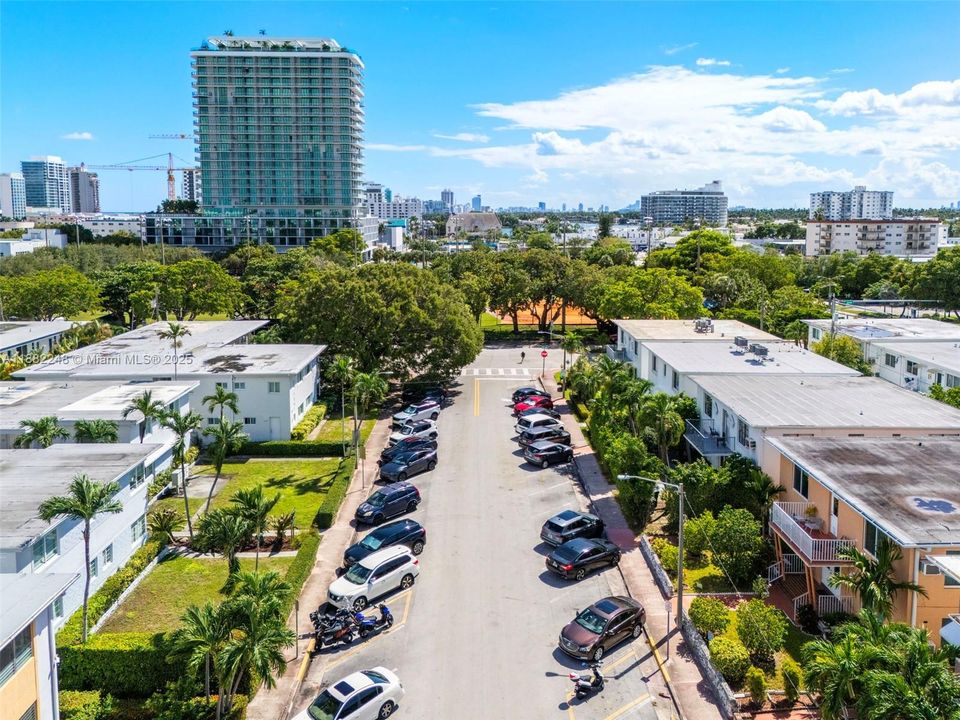 待售: $1,630,000 (0 贝兹, 0 浴室, 3707 平方英尺)