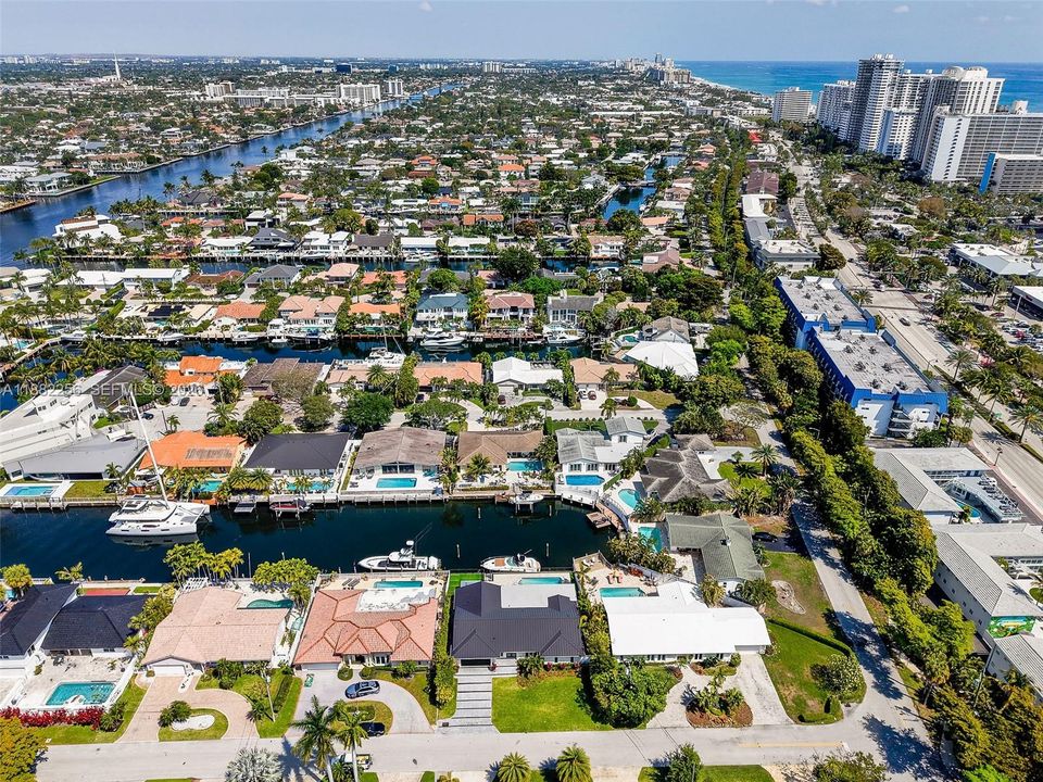 Easy access to intracoastal, no fixed bridges.