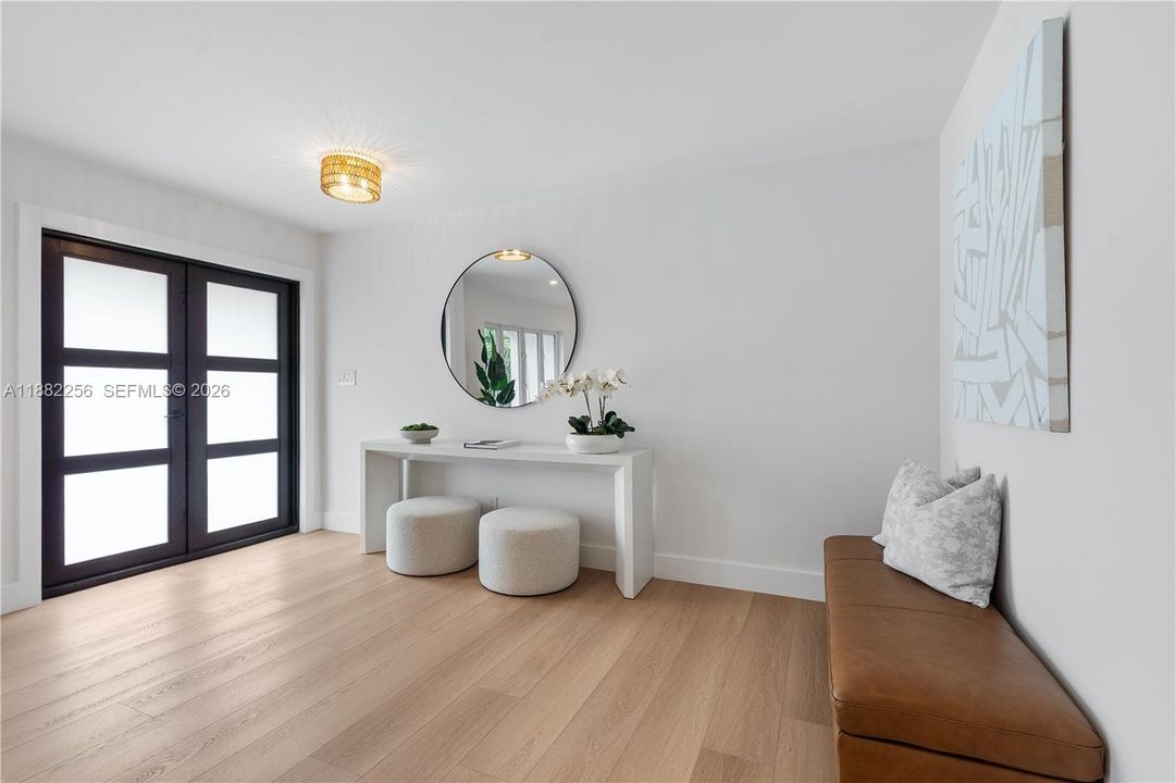 Activo con contrato: $2,740,000 (4 camas, 3 baños, 2707 Pies cuadrados)