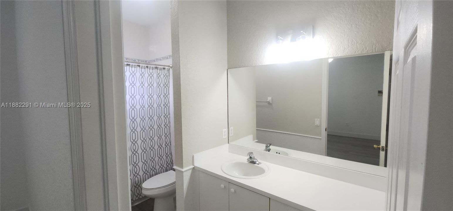 Recientemente alquilado: $2,950 (3 camas, 2 baños, 1584 Pies cuadrados)