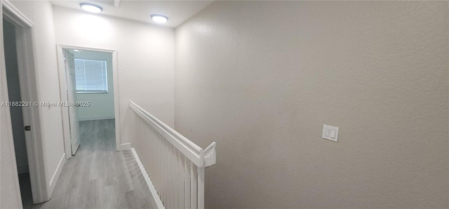 Recientemente alquilado: $2,950 (3 camas, 2 baños, 1584 Pies cuadrados)