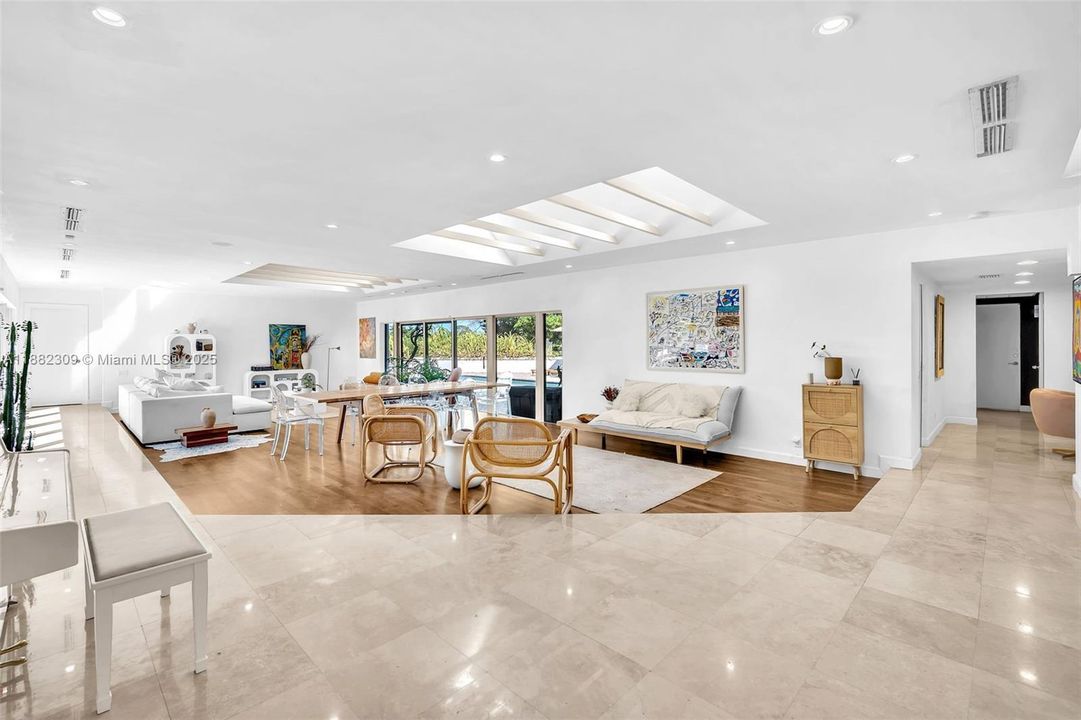 For Sale: $2,695,000 (6 beds, 3 baths, 3674 Square Feet)