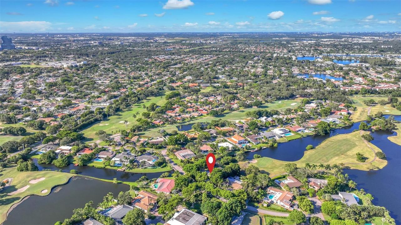 For Sale: $2,695,000 (6 beds, 3 baths, 3674 Square Feet)