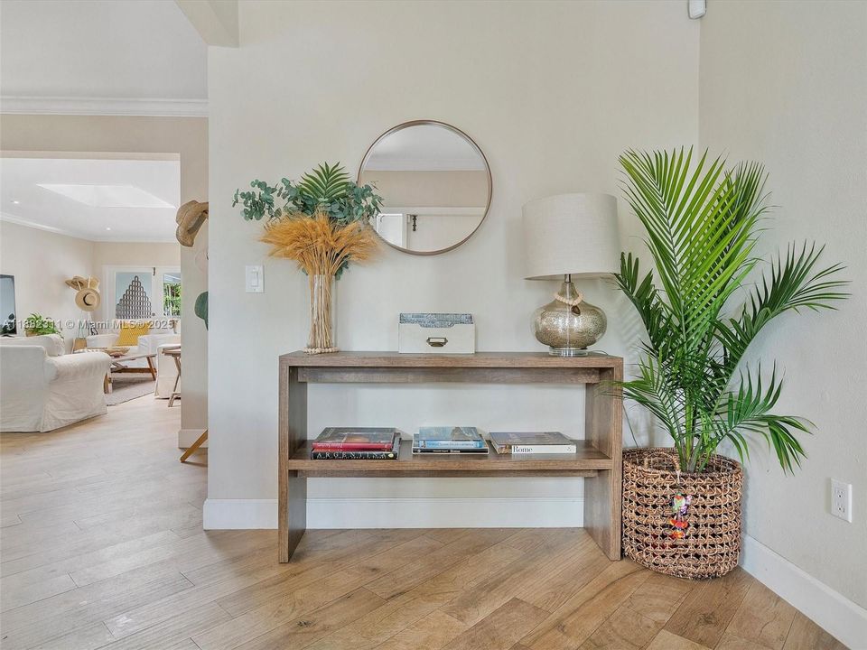 Active With Contract: $1,950,000 (4 beds, 2 baths, 2705 Square Feet)