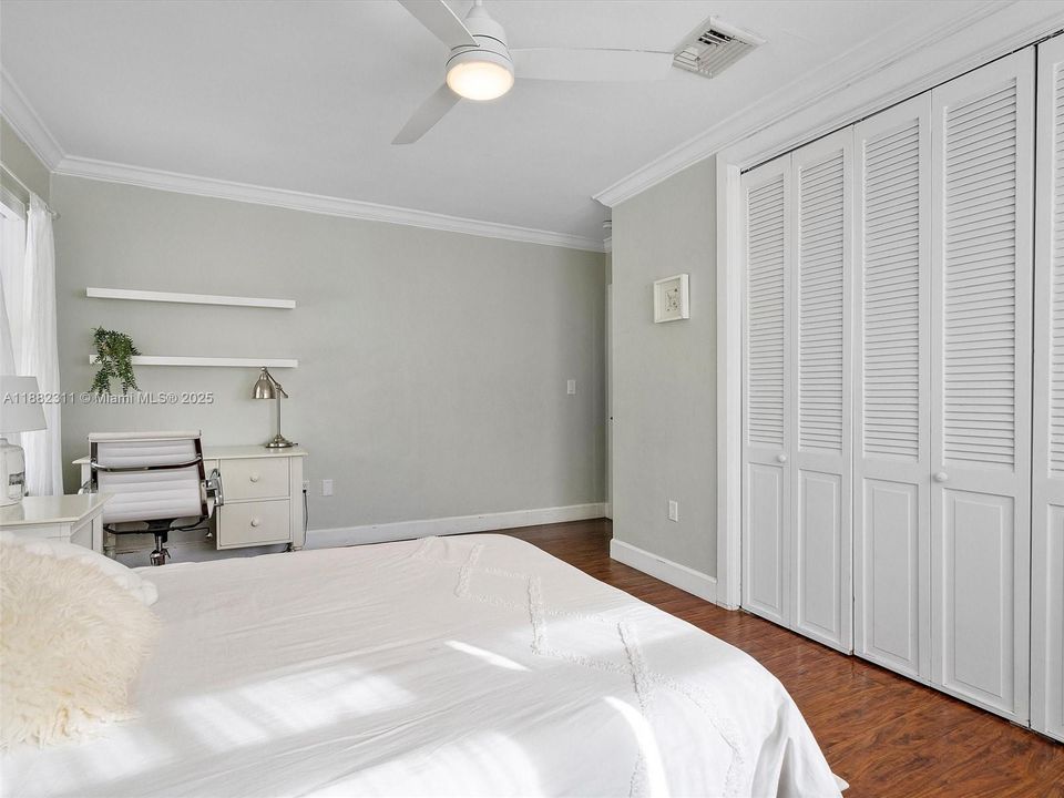 Active With Contract: $1,950,000 (4 beds, 2 baths, 2705 Square Feet)