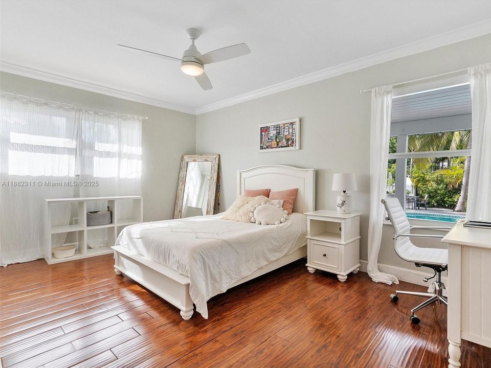 Active With Contract: $1,950,000 (4 beds, 2 baths, 2705 Square Feet)