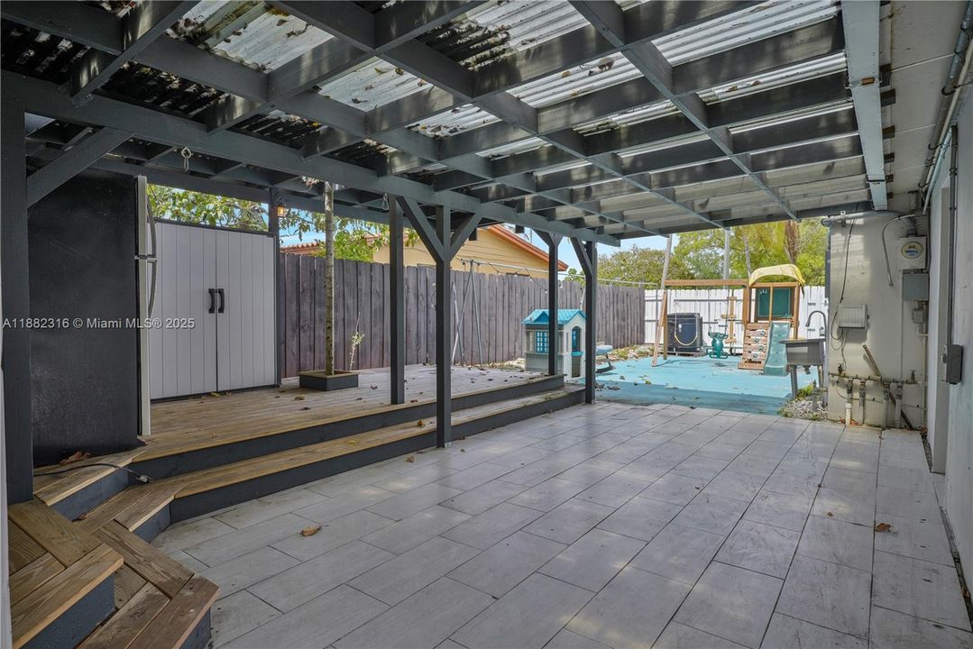 待售: $1,185,000 (4 贝兹, 2 浴室, 2162 平方英尺)