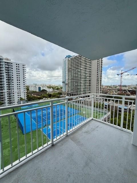 Activo con contrato: $229,500 (1 camas, 1 baños, 593 Pies cuadrados)