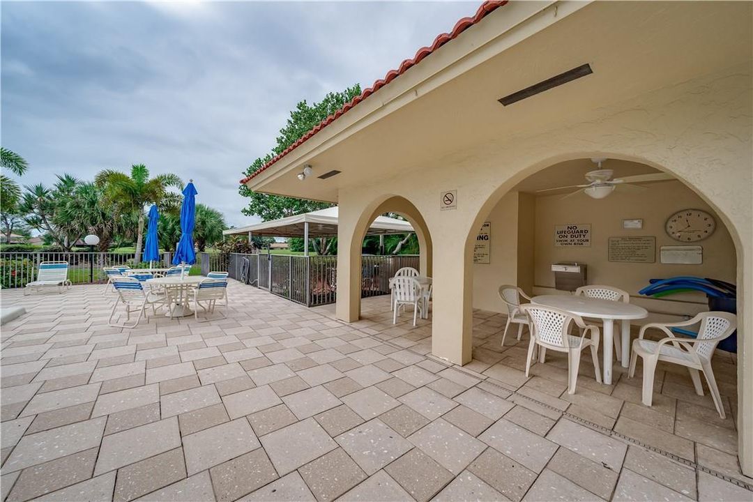 POOL HOUSE & BBQ AREA