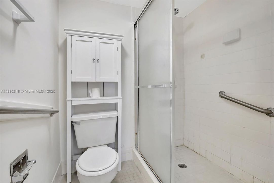 Recientemente alquilado: $1,950 (2 camas, 2 baños, 1100 Pies cuadrados)