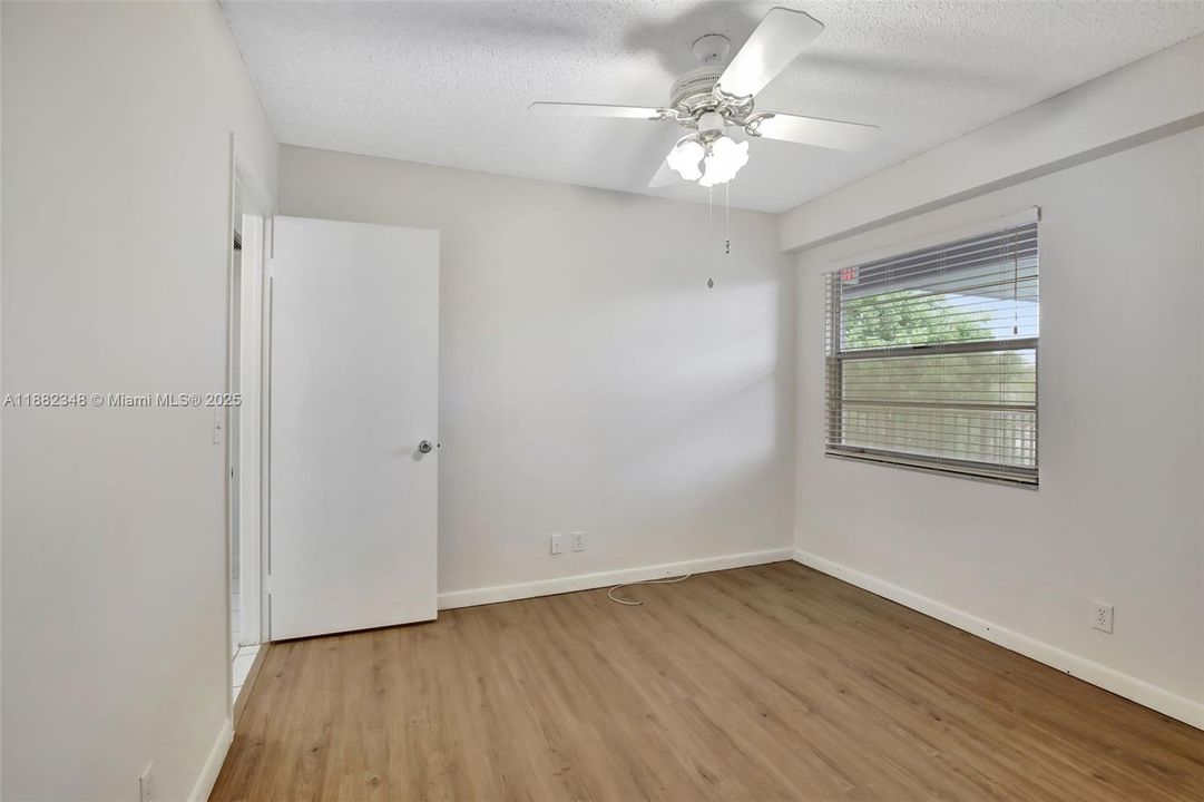 Recientemente alquilado: $1,950 (2 camas, 2 baños, 1100 Pies cuadrados)