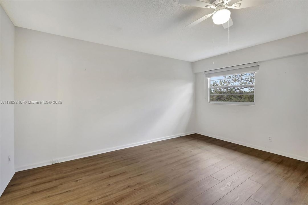 Recientemente alquilado: $1,950 (2 camas, 2 baños, 1100 Pies cuadrados)