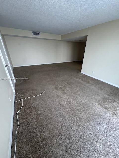 Active With Contract: $219,900 (2 beds, 2 baths, 1043 Square Feet)