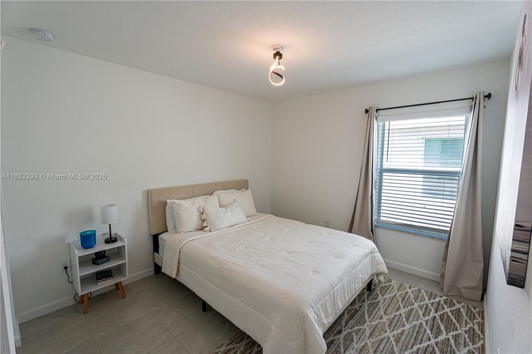 For Rent: $2,850 (3 beds, 2 baths, 1451 Square Feet)