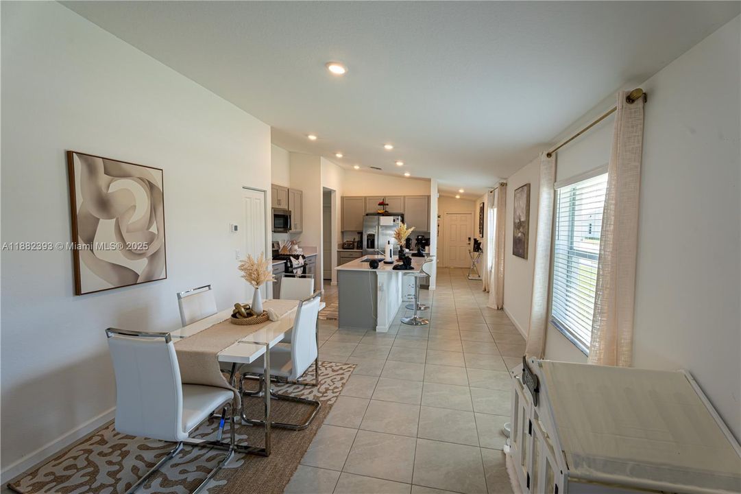 For Rent: $2,850 (3 beds, 2 baths, 1451 Square Feet)