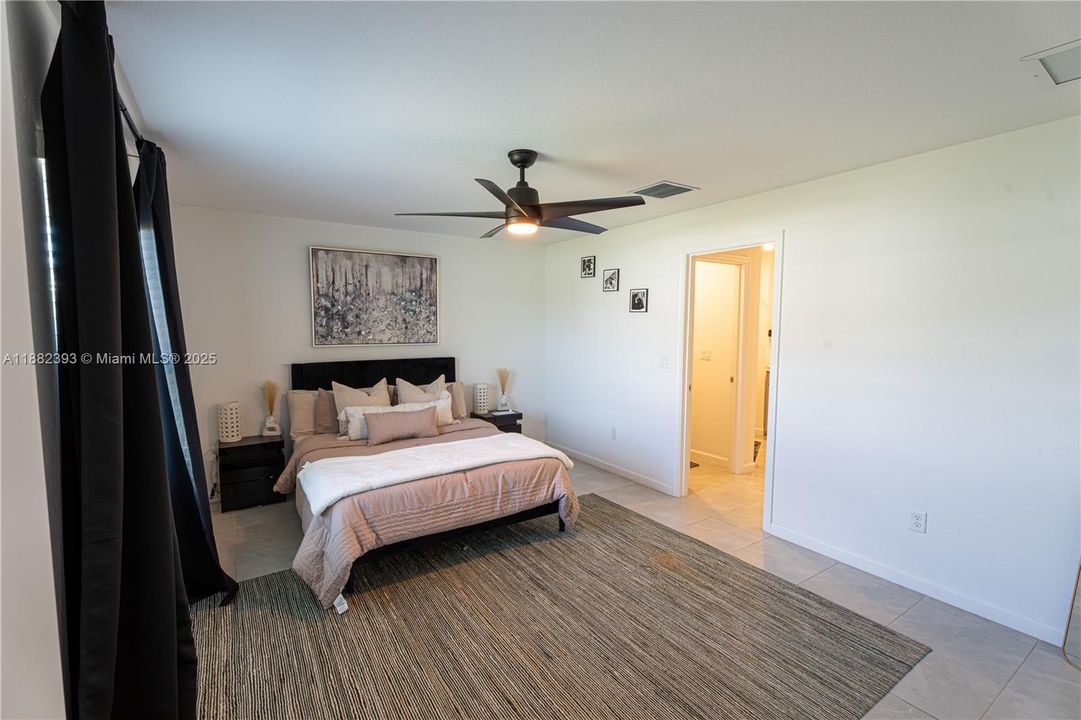 For Rent: $2,850 (3 beds, 2 baths, 1451 Square Feet)