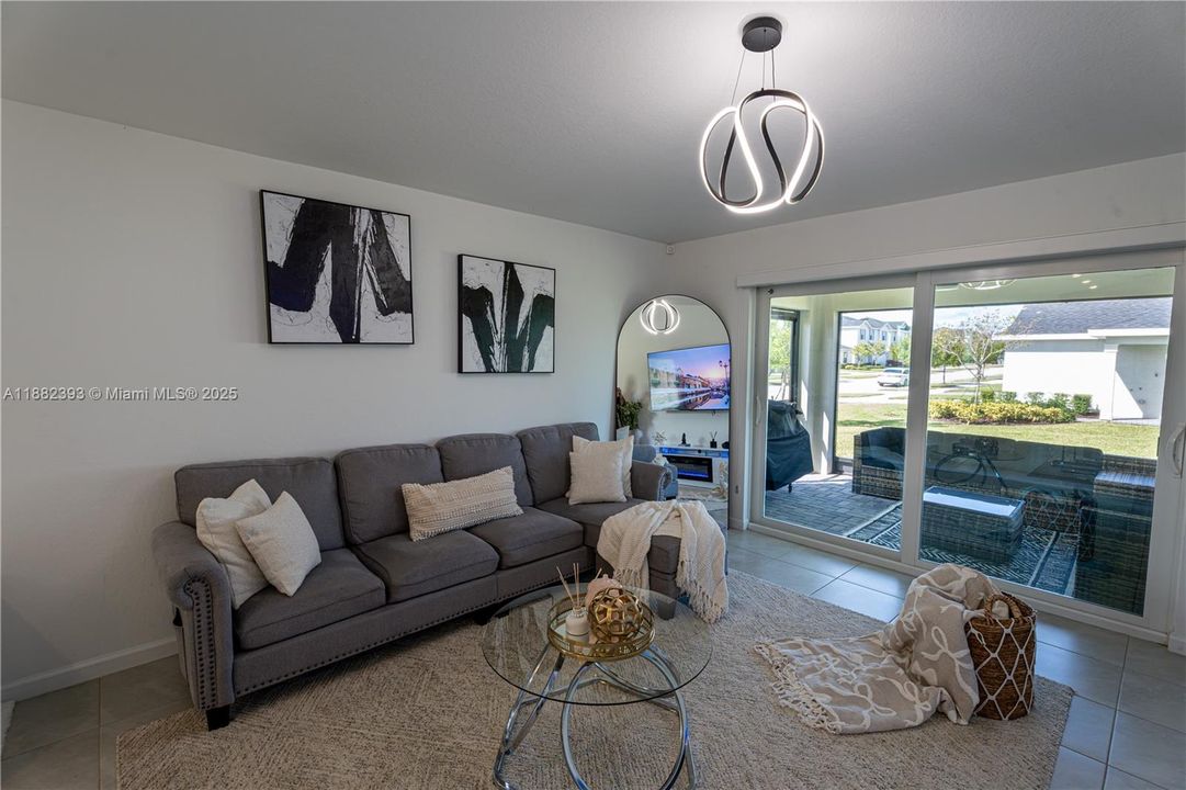 For Rent: $2,850 (3 beds, 2 baths, 1451 Square Feet)