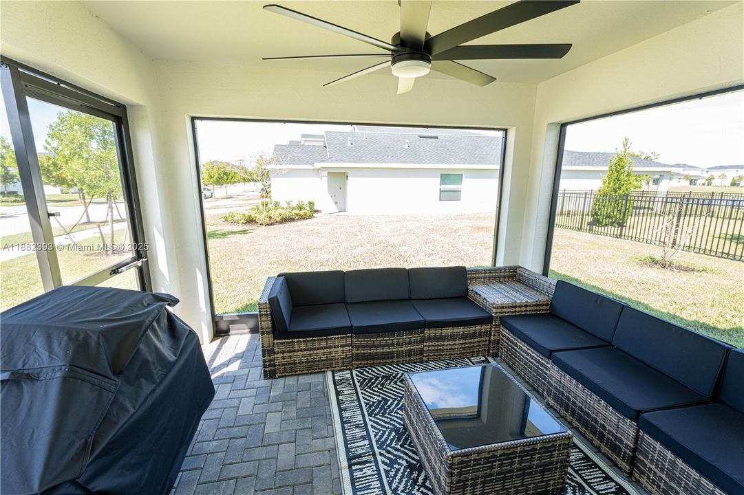 For Rent: $2,850 (3 beds, 2 baths, 1451 Square Feet)