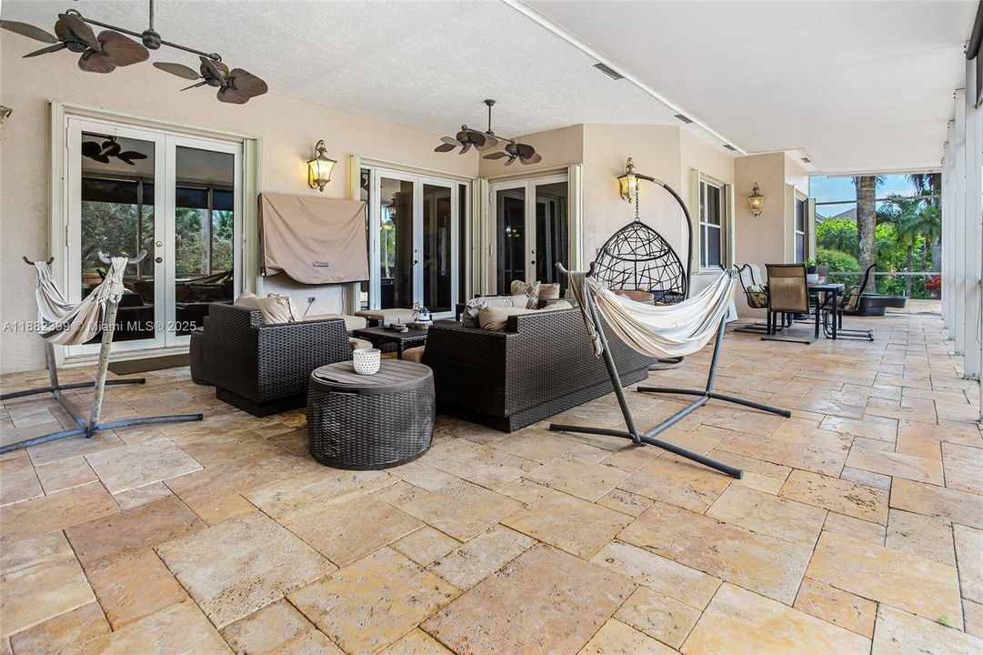 For Sale: $1,350,000 (4 beds, 2 baths, 2054 Square Feet)