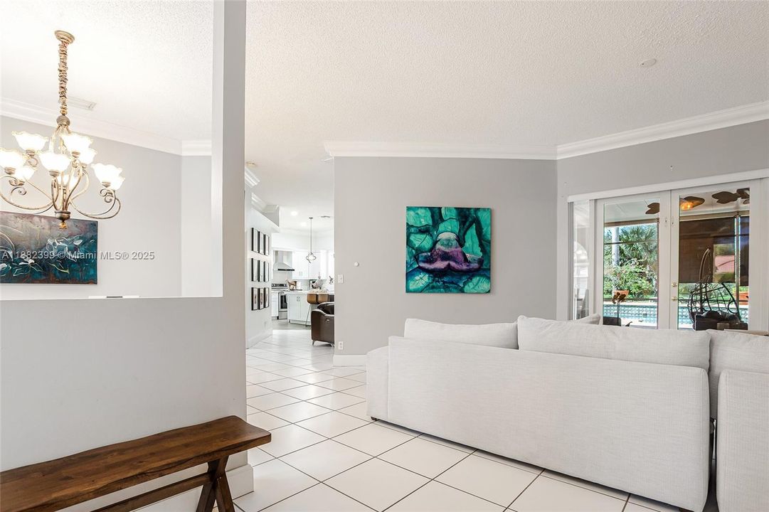 For Sale: $1,350,000 (4 beds, 2 baths, 2054 Square Feet)