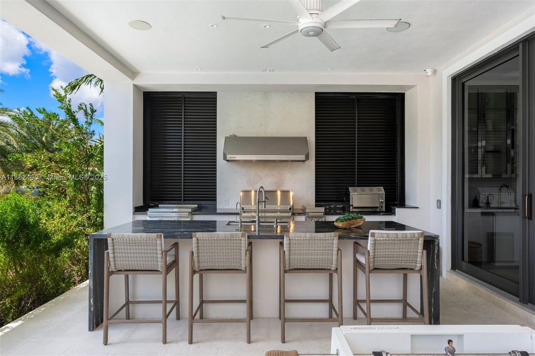 For Sale: $24,900,000 (8 beds, 8 baths, 6771 Square Feet)