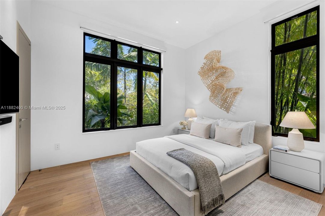 For Sale: $24,900,000 (8 beds, 8 baths, 6771 Square Feet)