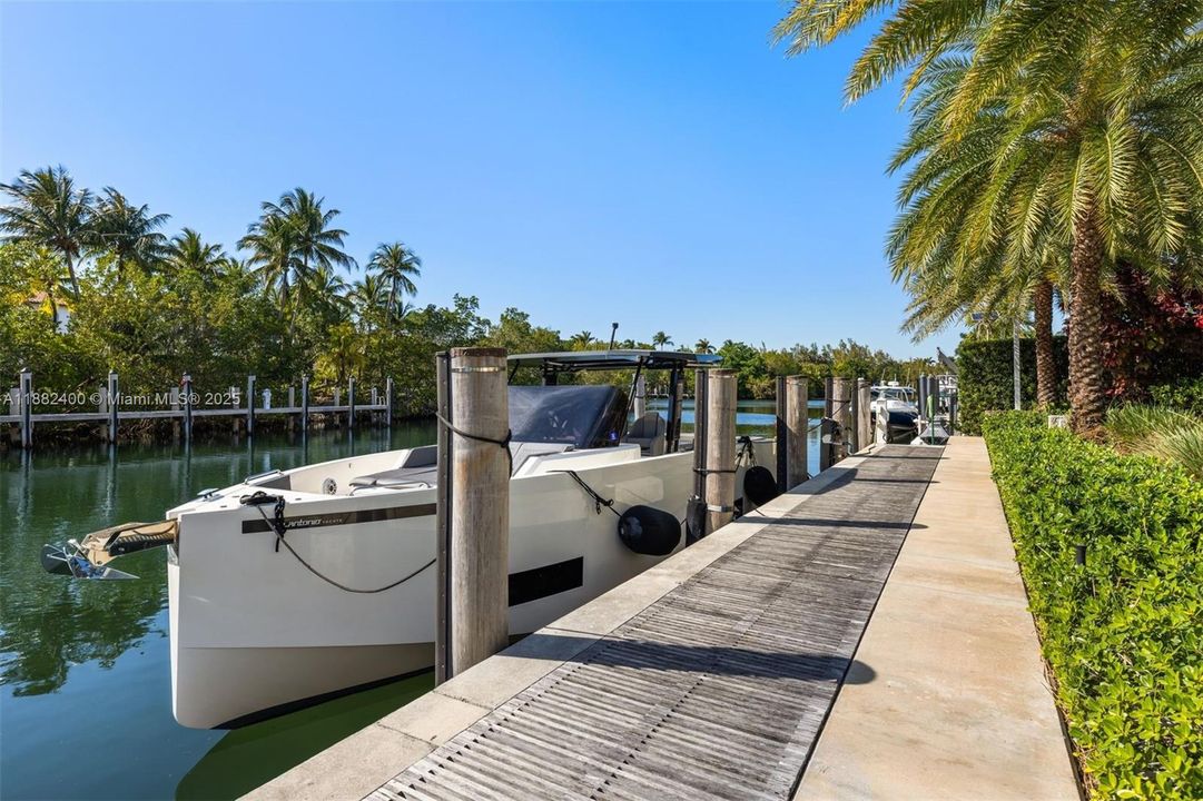 For Sale: $24,900,000 (8 beds, 8 baths, 6771 Square Feet)