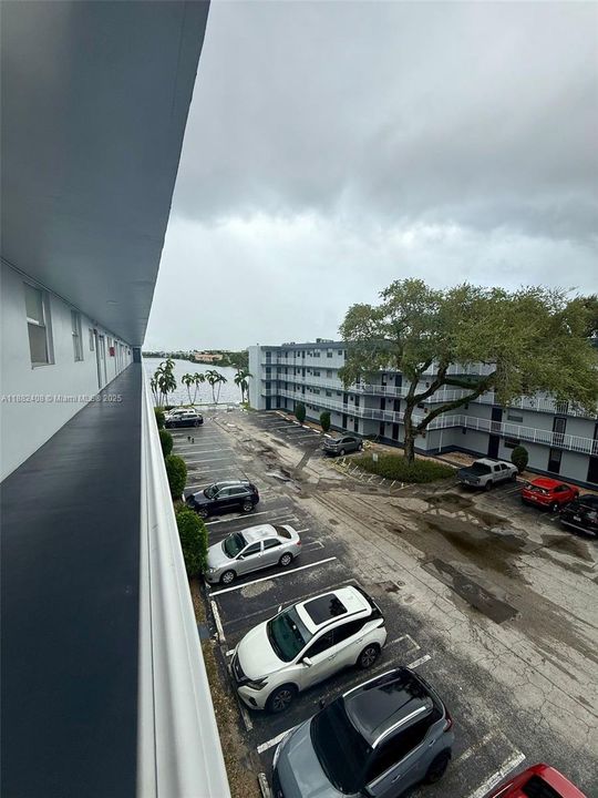 最近租的: $1,750 (1 贝兹, 1 浴室, 1002 平方英尺)