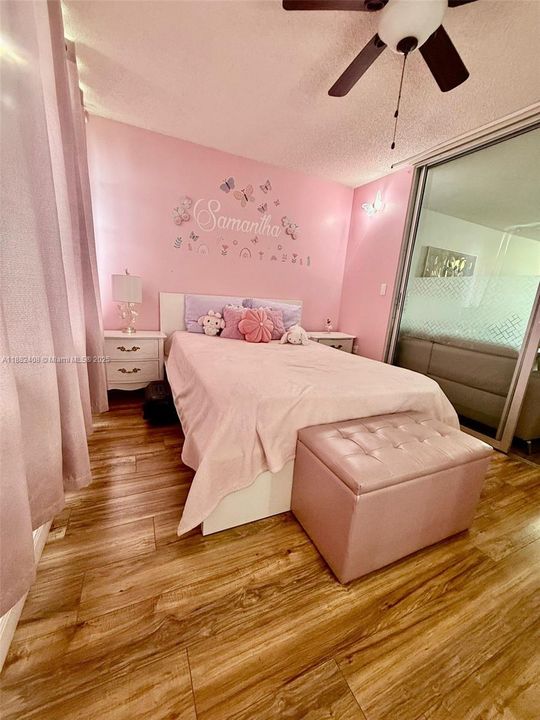 最近租的: $1,750 (1 贝兹, 1 浴室, 1002 平方英尺)