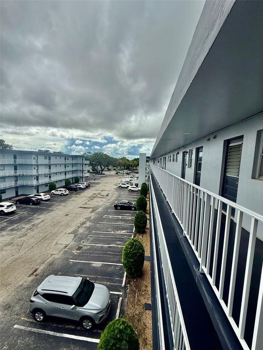 最近租的: $1,750 (1 贝兹, 1 浴室, 1002 平方英尺)