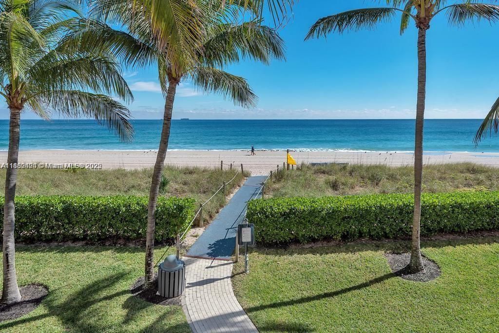 На продажу: $3,100,000 (4 спален, 3 ванн, 3724 Квадратных фут)