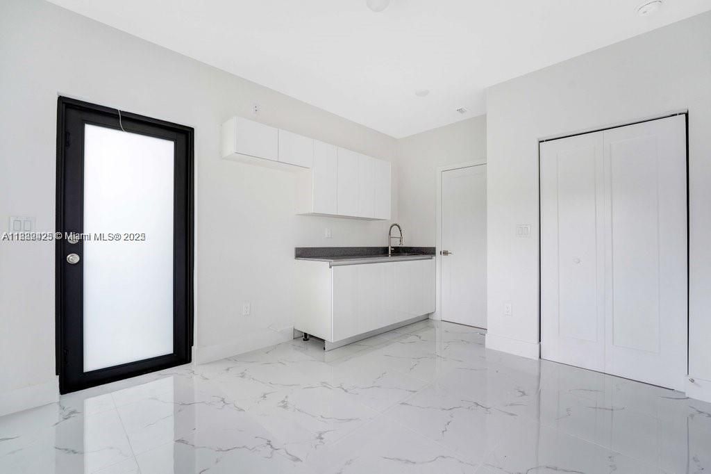 For Sale: $645,900 (4 beds, 3 baths, 1847 Square Feet)