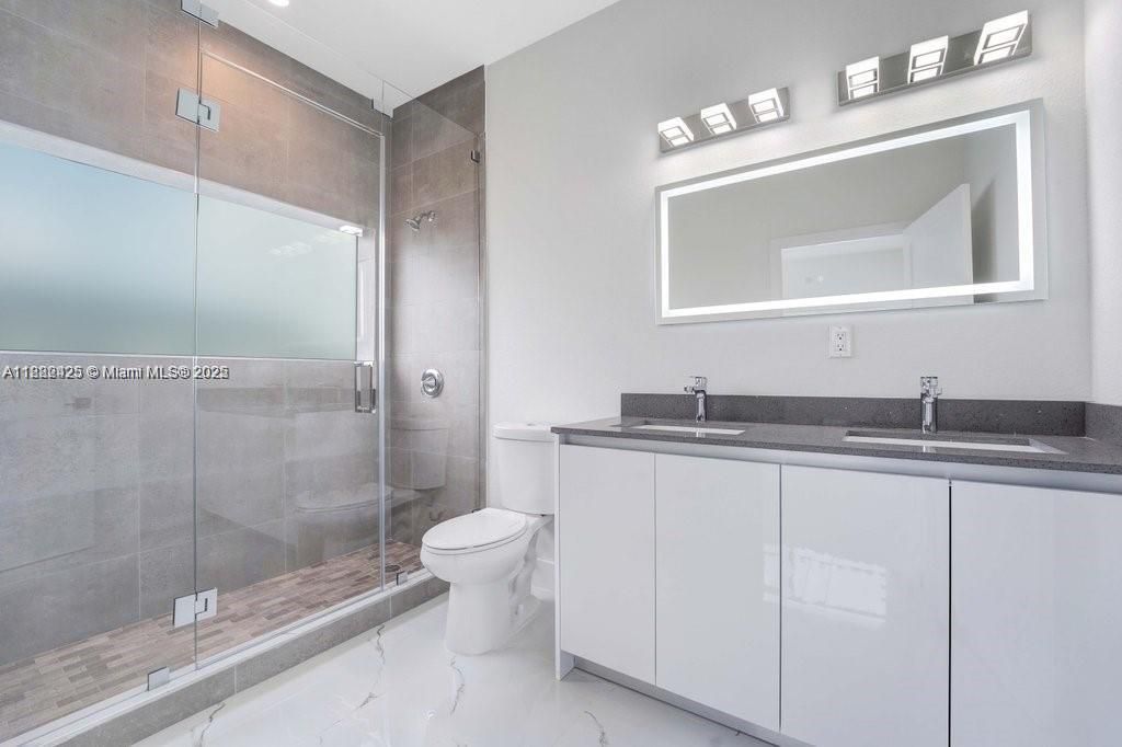 For Sale: $645,900 (4 beds, 3 baths, 1847 Square Feet)