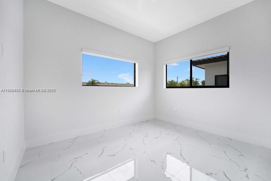 For Sale: $645,900 (4 beds, 3 baths, 1847 Square Feet)