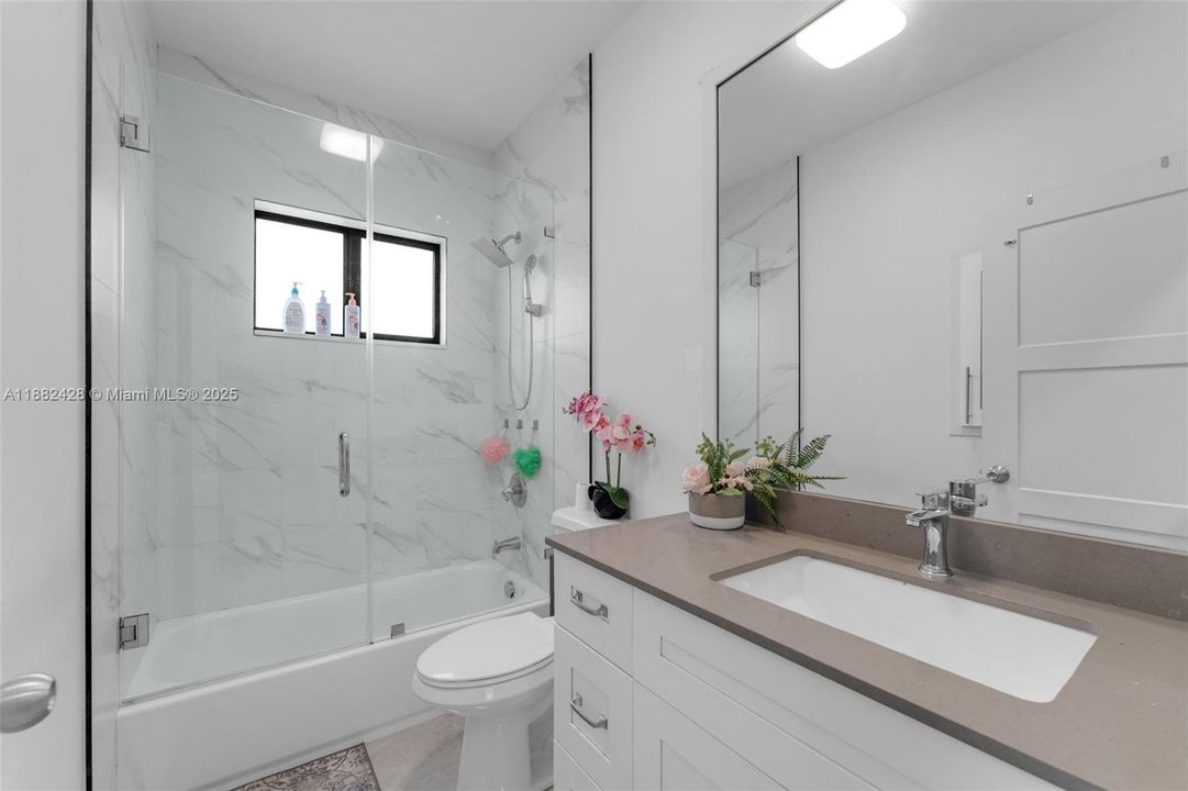 For Sale: $574,900 (3 beds, 2 baths, 1492 Square Feet)