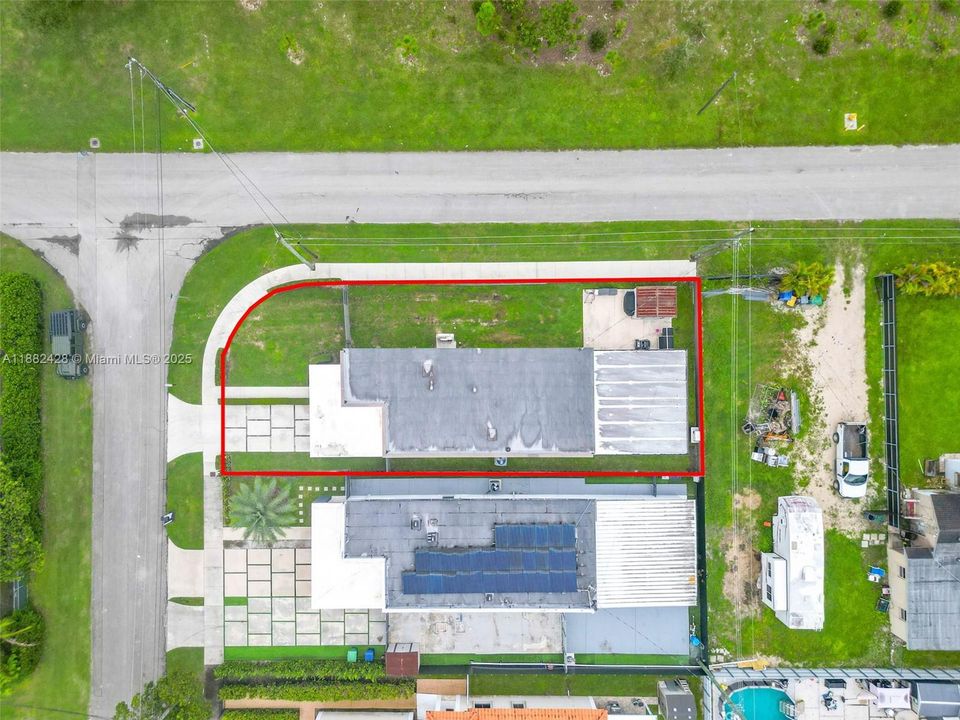 For Sale: $574,900 (3 beds, 2 baths, 1492 Square Feet)