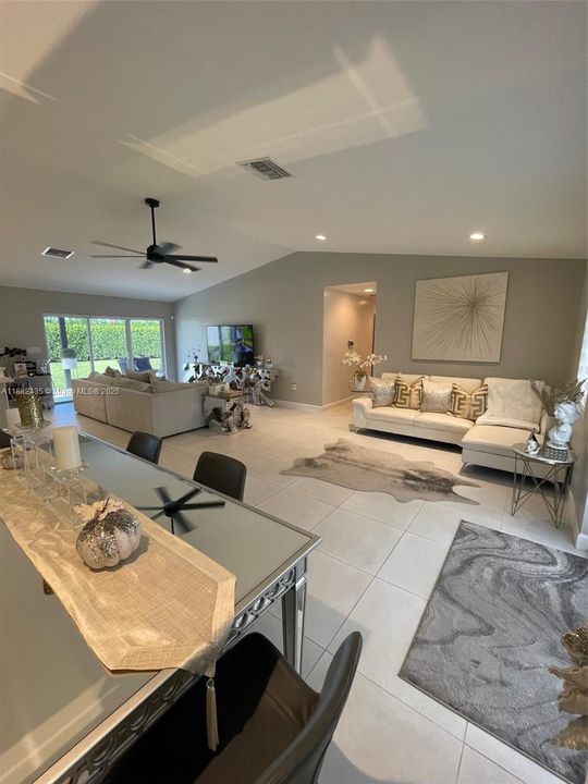 For Sale: $915,000 (5 beds, 3 baths, 2255 Square Feet)