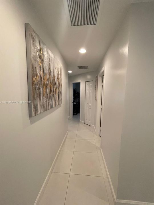 For Sale: $915,000 (5 beds, 3 baths, 2255 Square Feet)