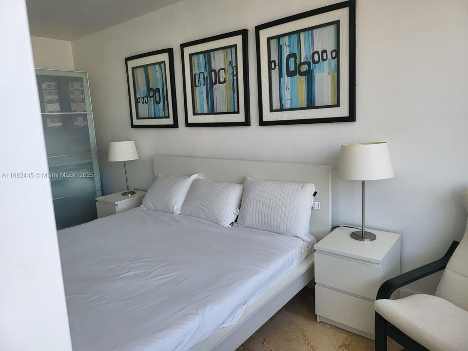 待售: $469,000 (1 贝兹, 1 浴室, 550 平方英尺)