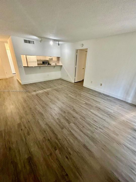 最近租的: $2,099 (2 贝兹, 2 浴室, 867 平方英尺)